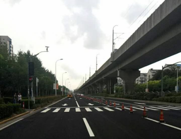 道路標(biāo)線